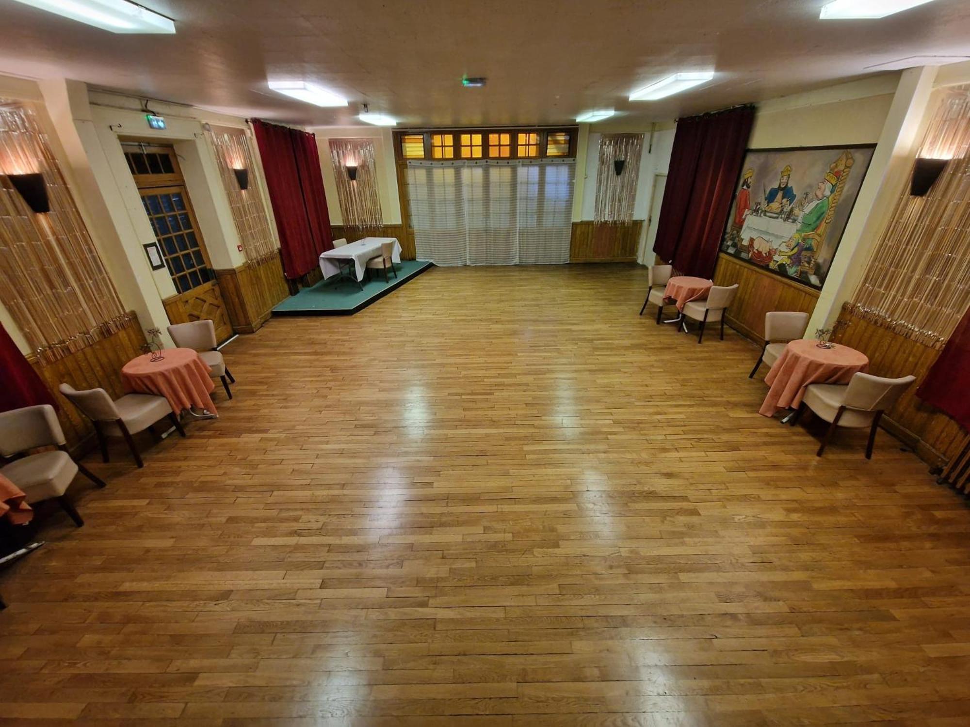 Aux Trois Rois Hotel Pont-Sur-Yonne Eksteriør billede