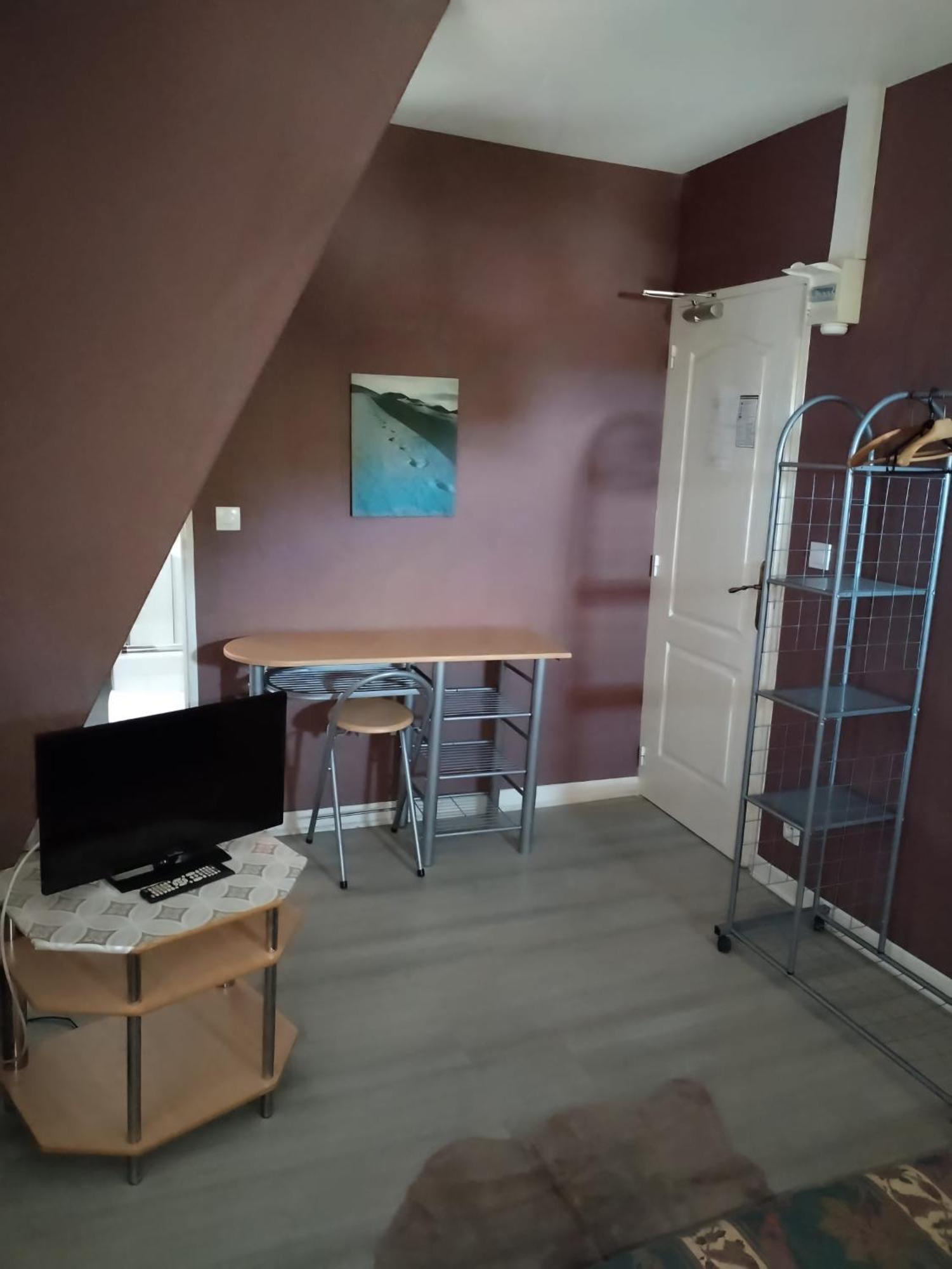 Aux Trois Rois Hotel Pont-Sur-Yonne Eksteriør billede