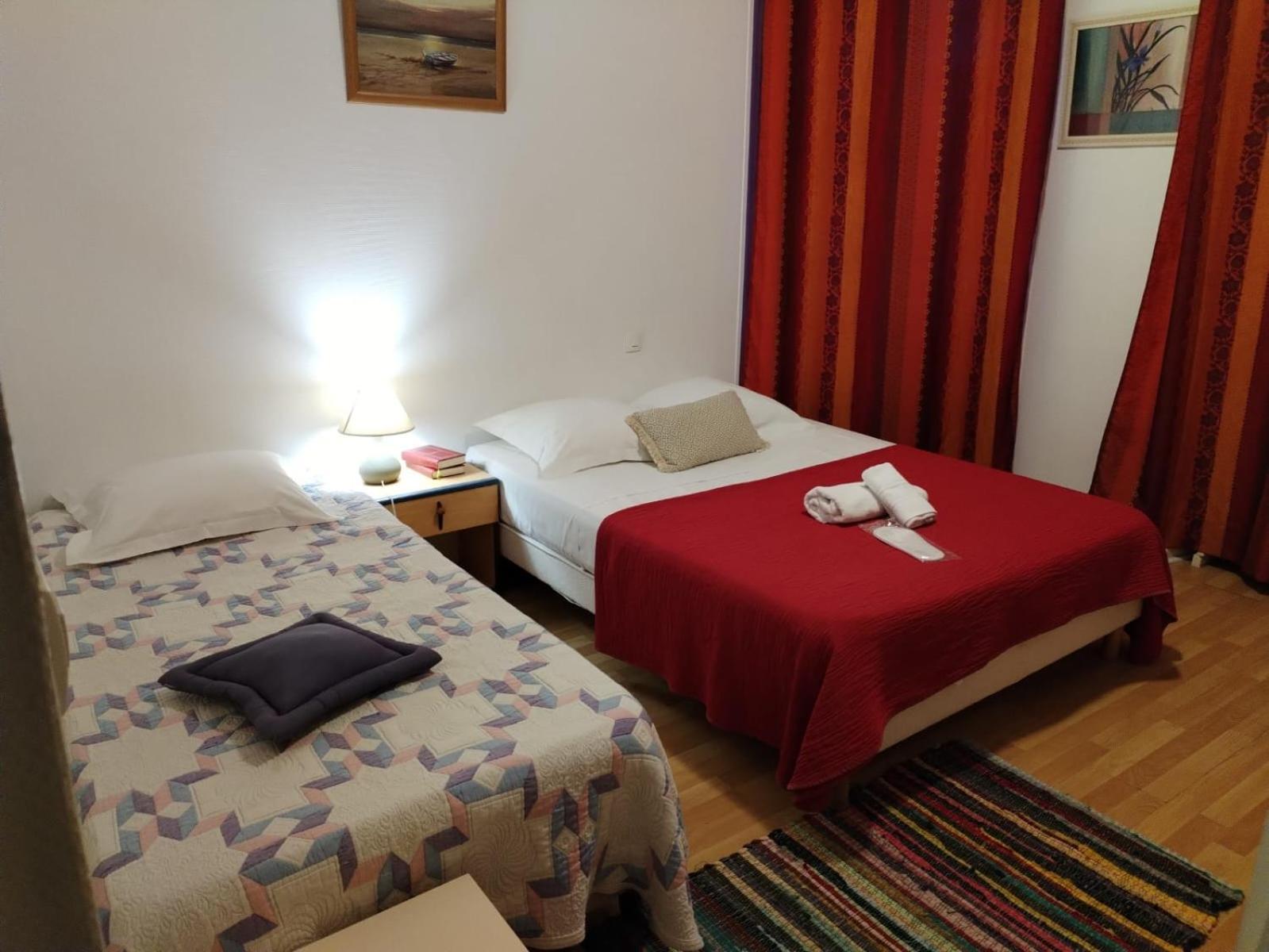 Aux Trois Rois Hotel Pont-Sur-Yonne Eksteriør billede